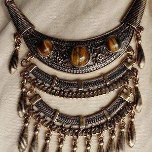 Tribal necklace with stones